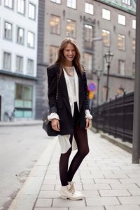 ​关于讽刺搞暧昧的句子（幸福句子暧昧一点的）