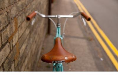 描写四季景色的句子50字