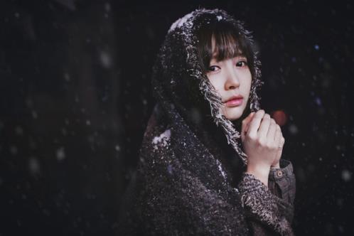 关于下雪的唯美短句 民谣歌词经典短句