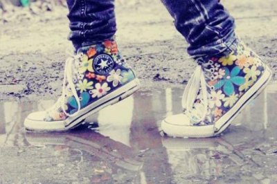 ​描写水花的拟人句[32条] (拟人句大全优美长一点)