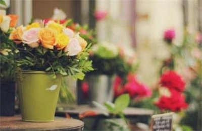 ​有你陪伴我很幸福句子（关爱主题让人幸福的句子）