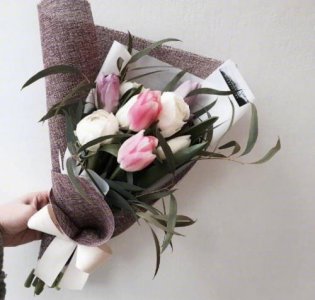 ​夸赞孩子的萌萌的句子(写给闺蜜的萌句子)