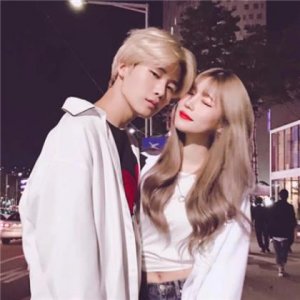 ​女人要活出自我的句子：总不能流血就喊痛…