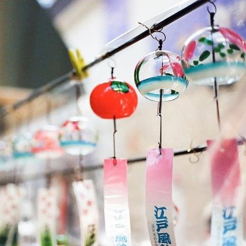 形容两个人感情渐行渐远 夫妻感情越走越远句子