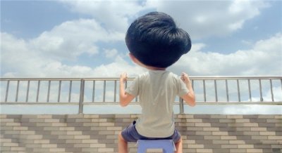 ​自信的句子励志简单（充满自信正能量的句子，精致唯美，拿去发朋友圈吧）