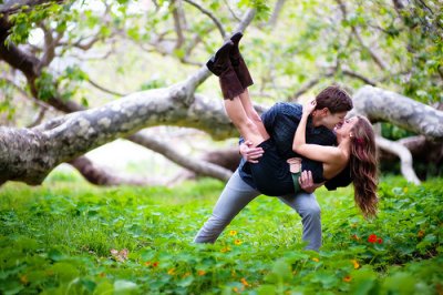 ​荡秋千的经典句子(37句)