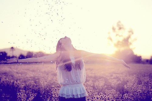 六月你好朋友圈文案 六月你好朋友圈经典说说(60句)