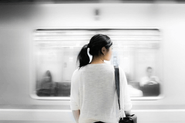 qq昵称女生简短好听个性三个字