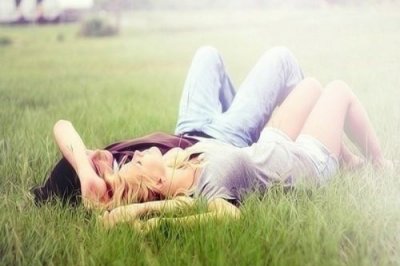 ​不油腻不矫情的适合发情侣合照的文案朋友圈秀恩爱的句子