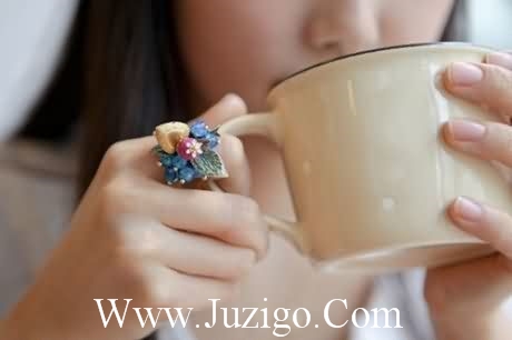 拟人句嫩芽15句