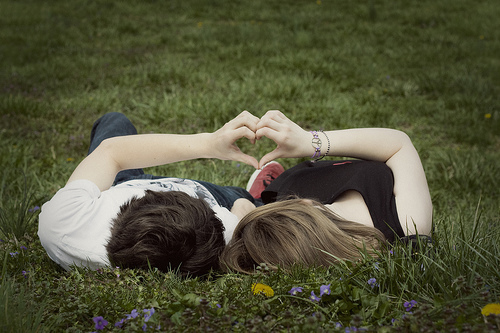 qq闺蜜性签名一对80句