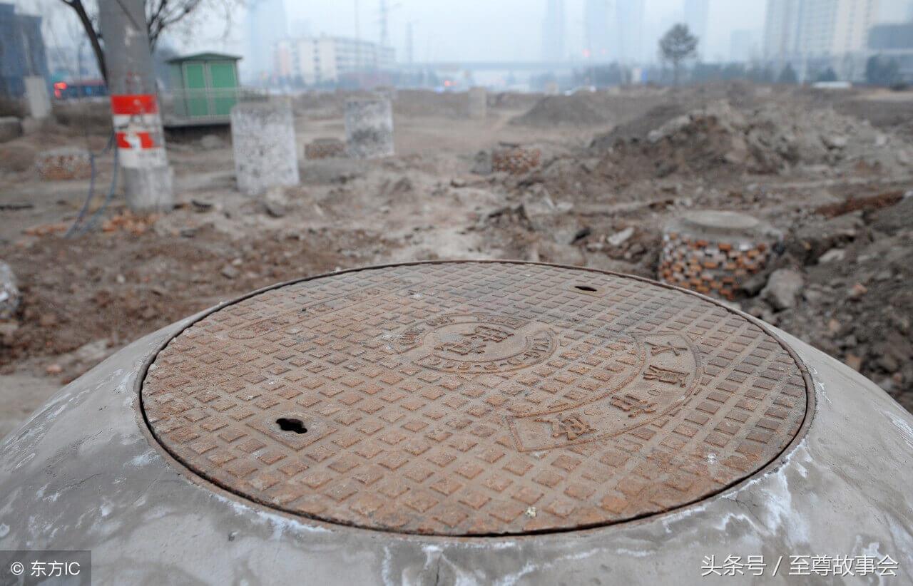 民间鬼故事：男子凌晨赶路 偶遇灵异事件