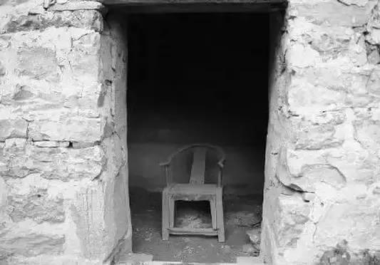 农村老人口中的灵异故事，你听过几件，你敢来解说吗？