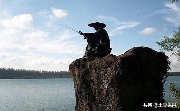 文王拉车八百步，周朝天下八百年的传说