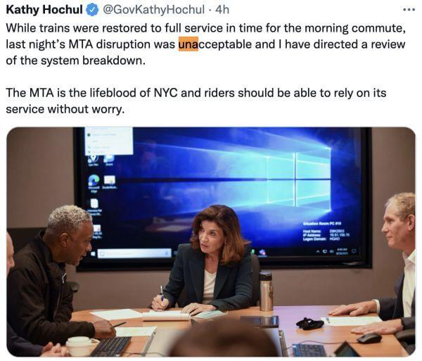 半数纽约地铁列车深夜“失联”，乘客困漆黑车厢90分钟