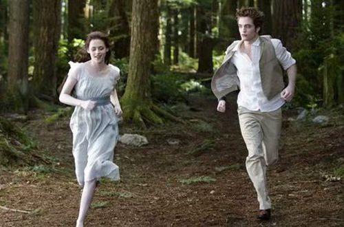 简洁的生活伤感句子摘录96条