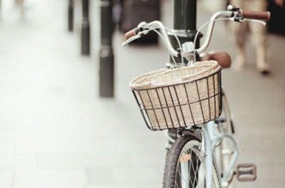 ​赞美秋天早晨阳光明媚的句子(精选57句)