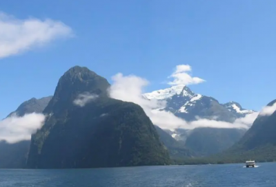 ​自我认知与自我评价范文