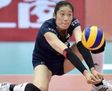 ​朱婷的故事：排球界的“大魔王”，从吃1毛钱的菜到年薪1500万