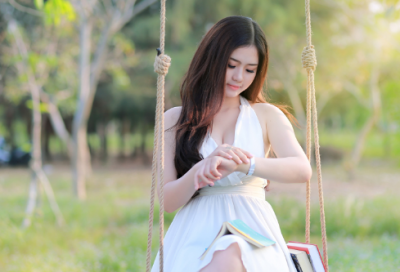 ​边城简介主要内容（边城故事梗概200字）