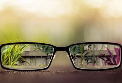 ​叶圣陶稻草人表达的寓意（稻草人简介及主要内容）